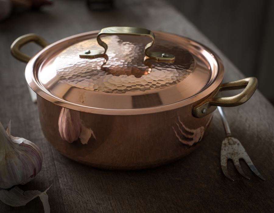 Italian copper kitchenware and artisan cookware