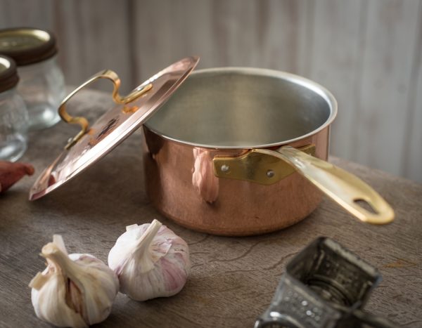 Italian copper kitchenware and artisan cookware
