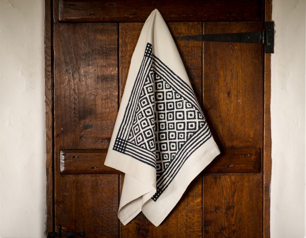 Hand-Printed Vintage Bath Towel – Diamond Black