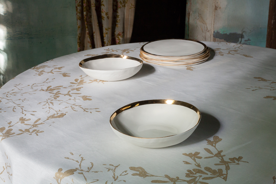 bertozzi gold linen tablecloths