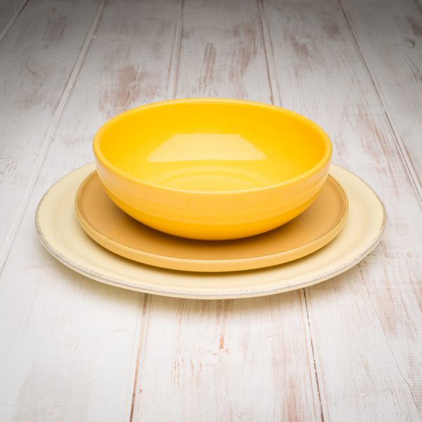 Yellow tuscan dinerware set