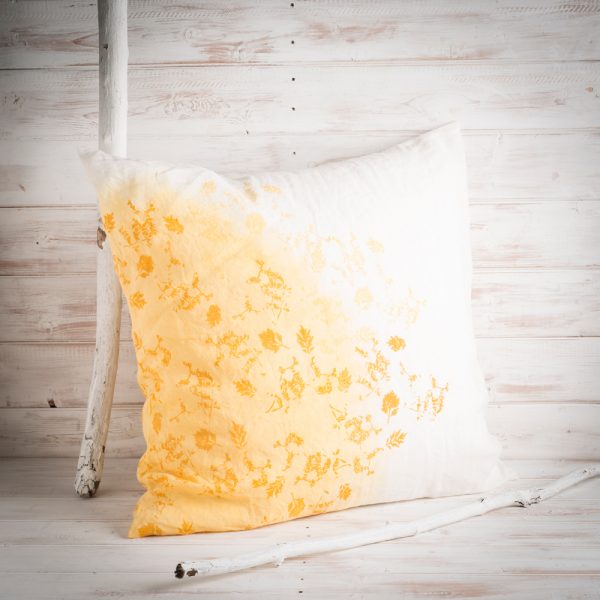 Yellow linen cushion by bertozzi