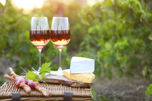 rosé wine and cheese