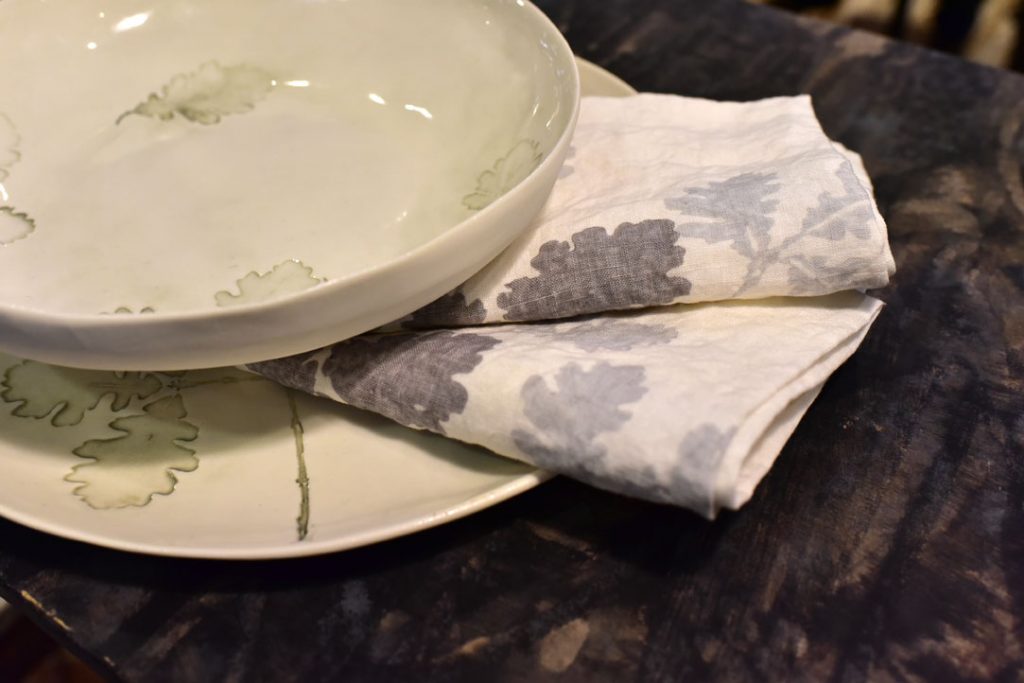 handmade oak leaf dinner set
