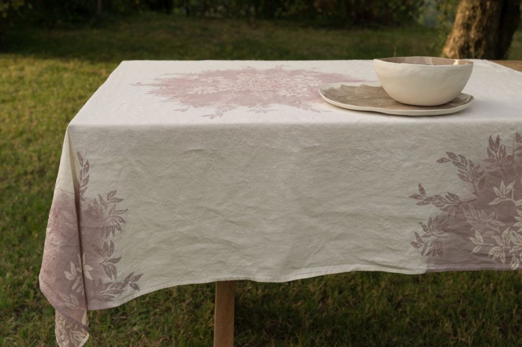 Bertozzi linen tablecloths