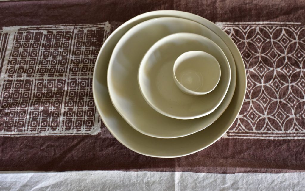 Linen table runner Bertozzi