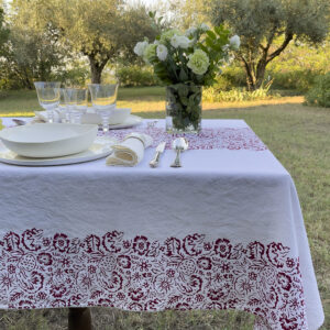 alfresco dining tablescape with italian tablecloth