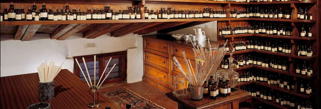 Perfume handmade maker Villoresi
