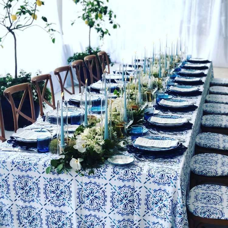 long linen tablecloth in blue motif