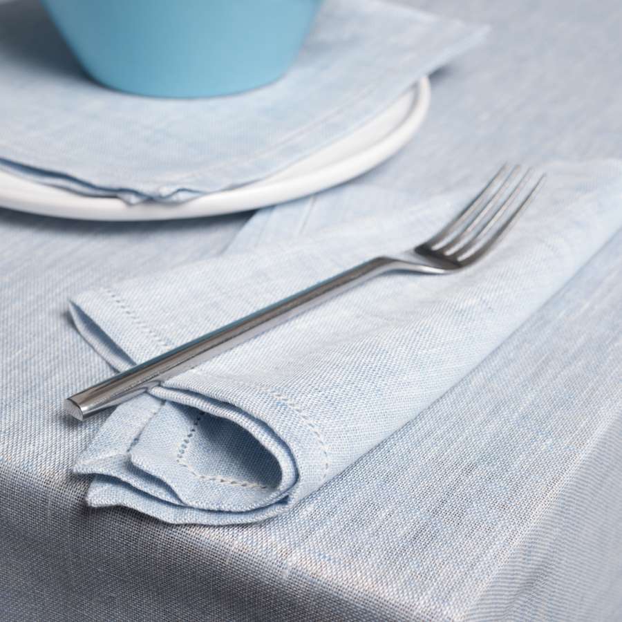 Blue linen napkin by Tessitura Pardi