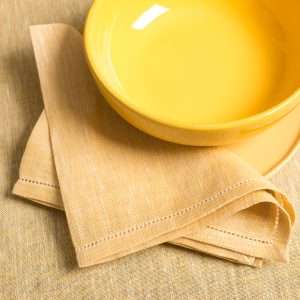 Italian linen napkin in yellow colour with namstitched border